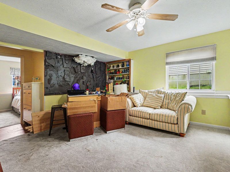 10378 Remy Lane, Florence, KY 41042 Photo 12