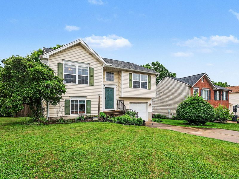 10378 Remy Lane, Florence, KY 41042 Photo 2