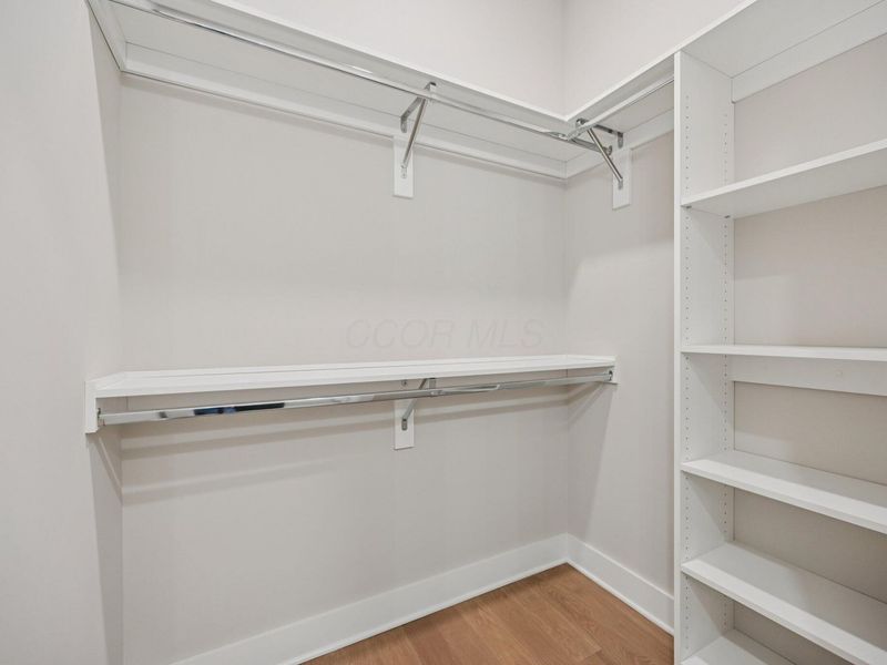 2842 Gunnison Drive, Unit 401, Columbus, OH 43228 Photo 23