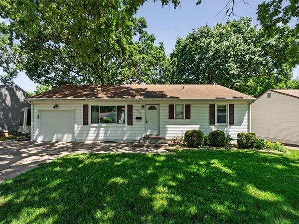 606 67th Place, Kansas City, MO 64118