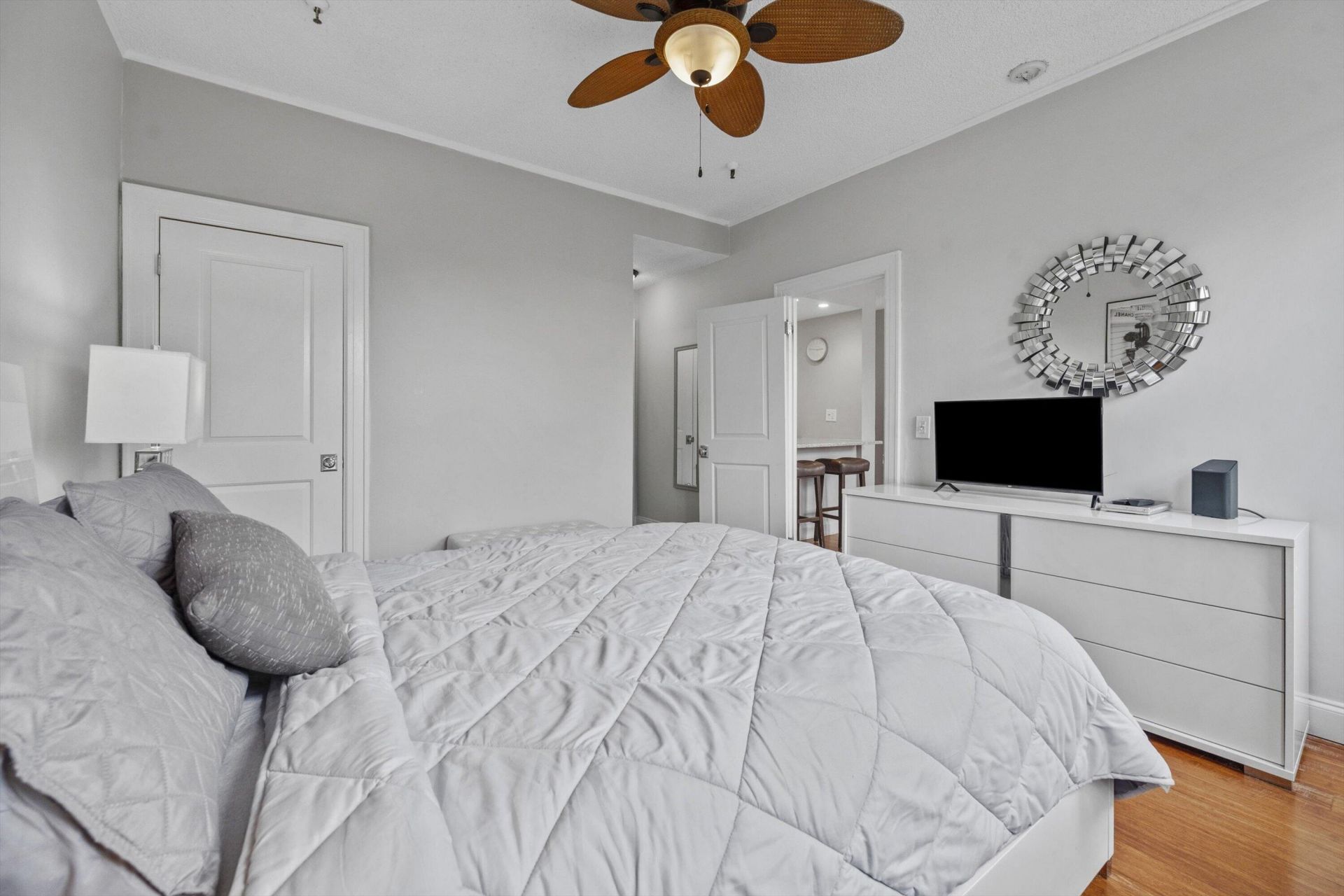235 Sunrise Avenue, Unit 3232, Palm Beach, FL 33480 Photo