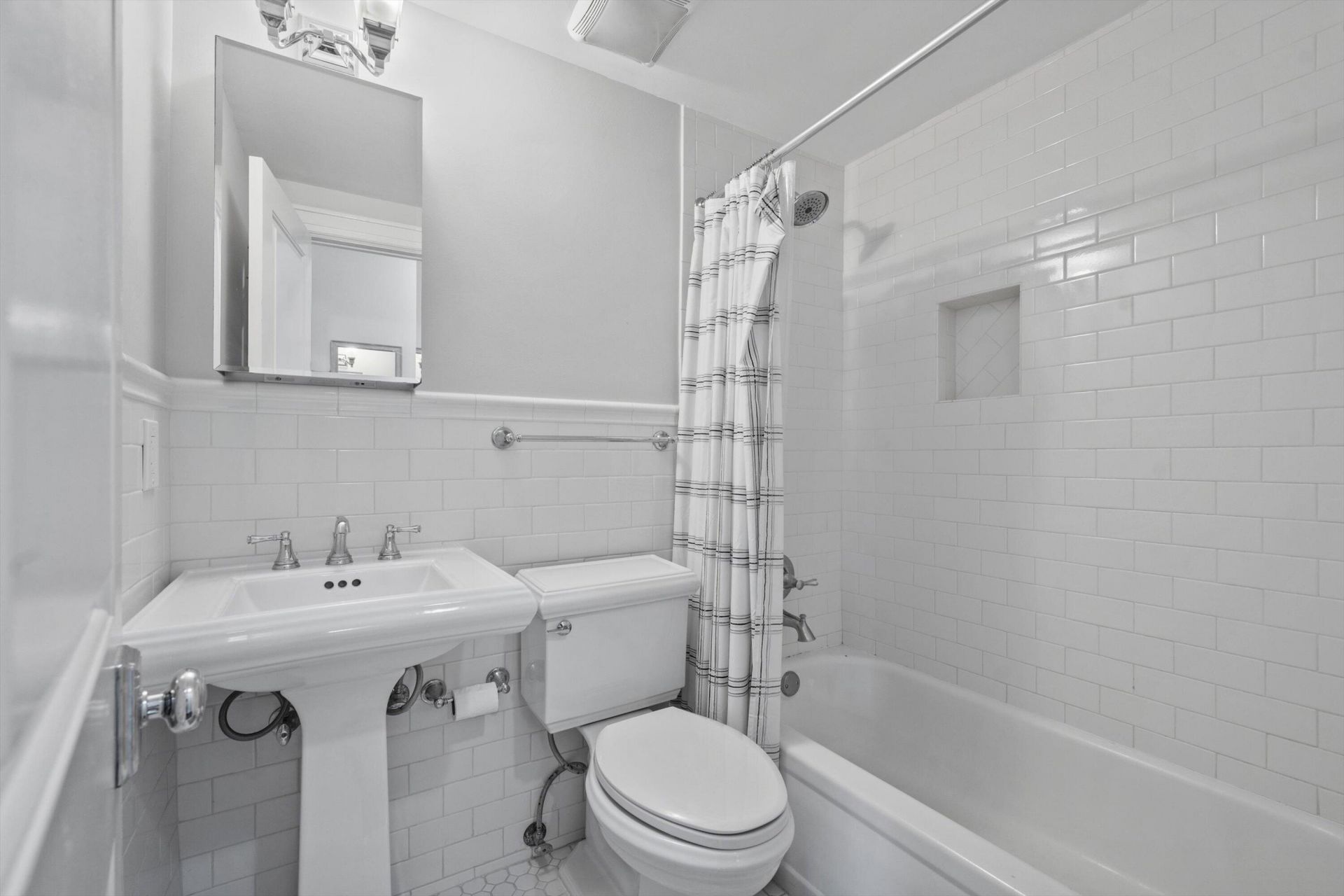 235 Sunrise Avenue, Unit 3232, Palm Beach, FL 33480 Photo