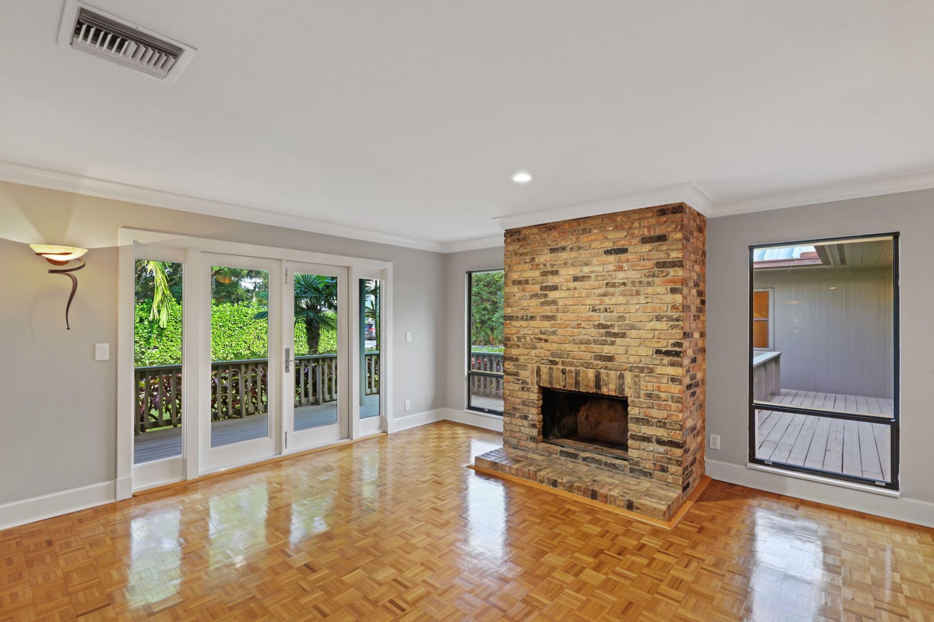 111 S Flagler Way, West Palm Beach, FL 33405 Photo