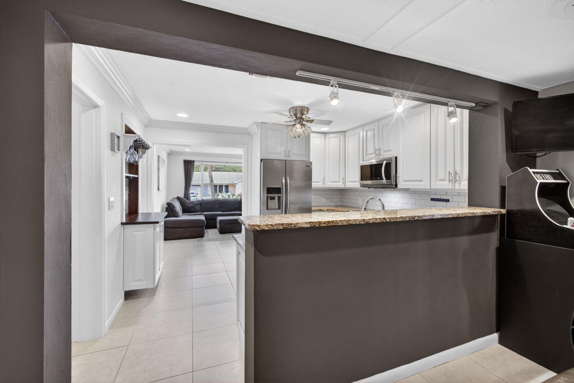 1964 Circle Drive, North Palm Beach, FL 33408 Photo