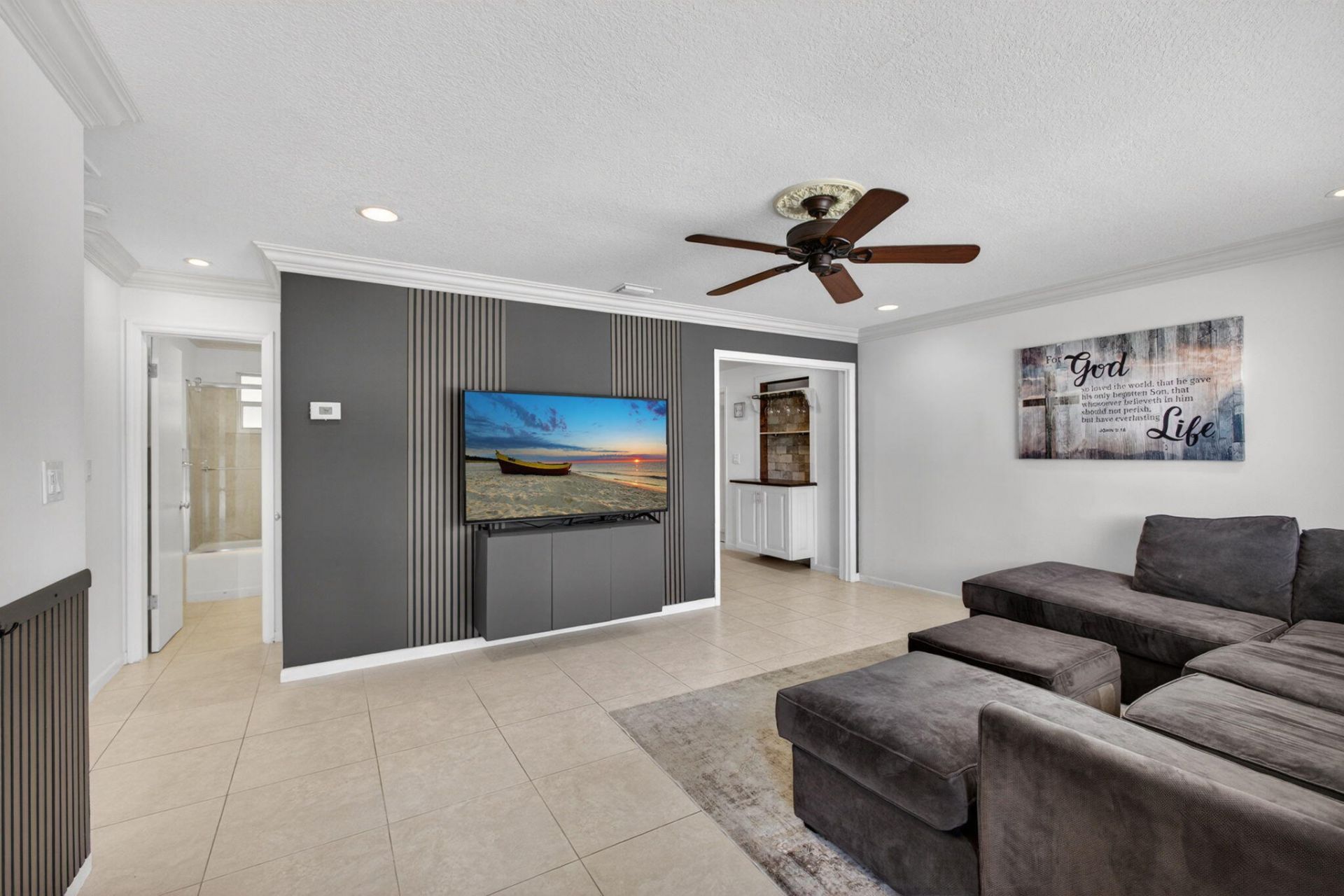 1964 Circle Drive, North Palm Beach, FL 33408 Photo