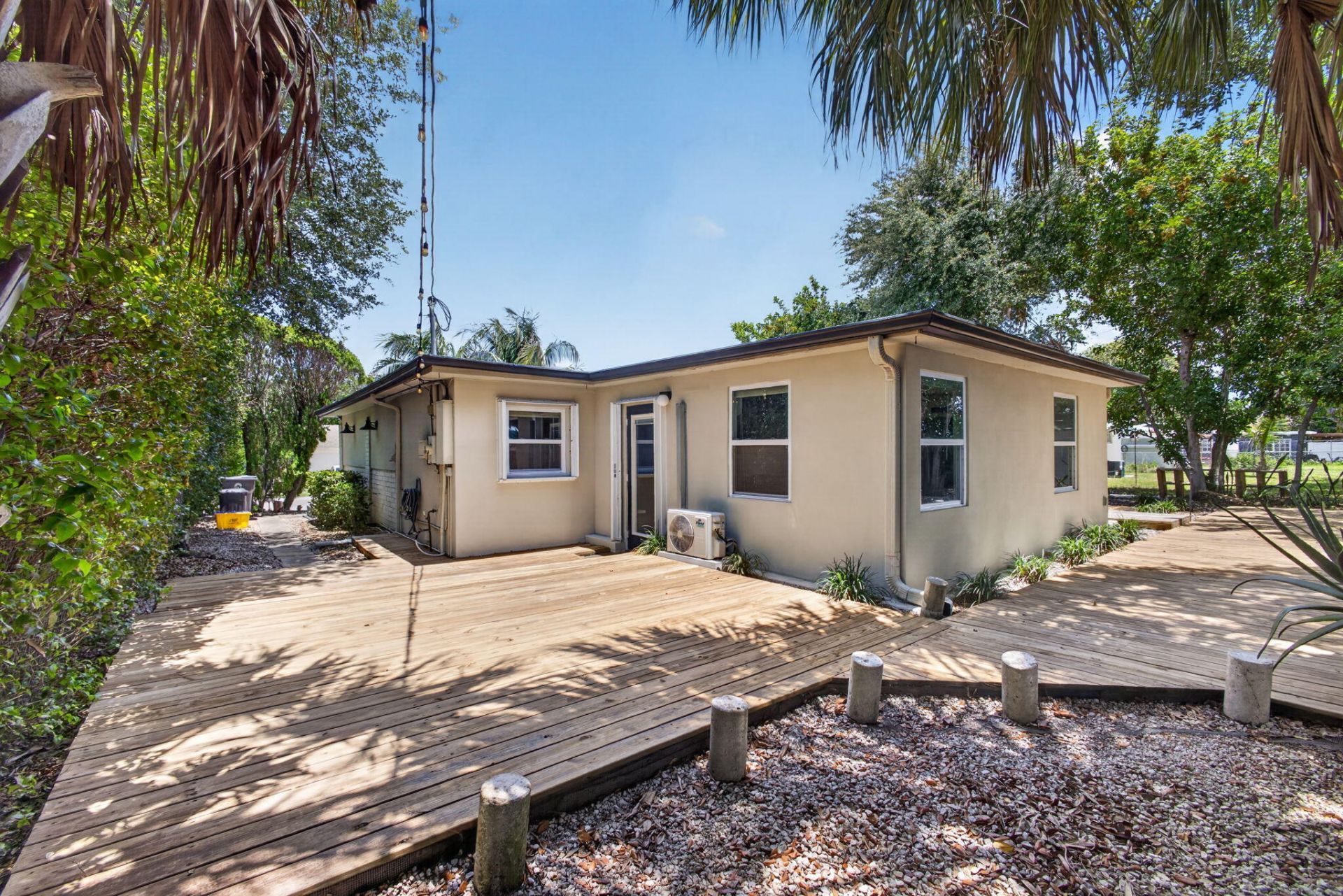 1964 Circle Drive, North Palm Beach, FL 33408 Photo