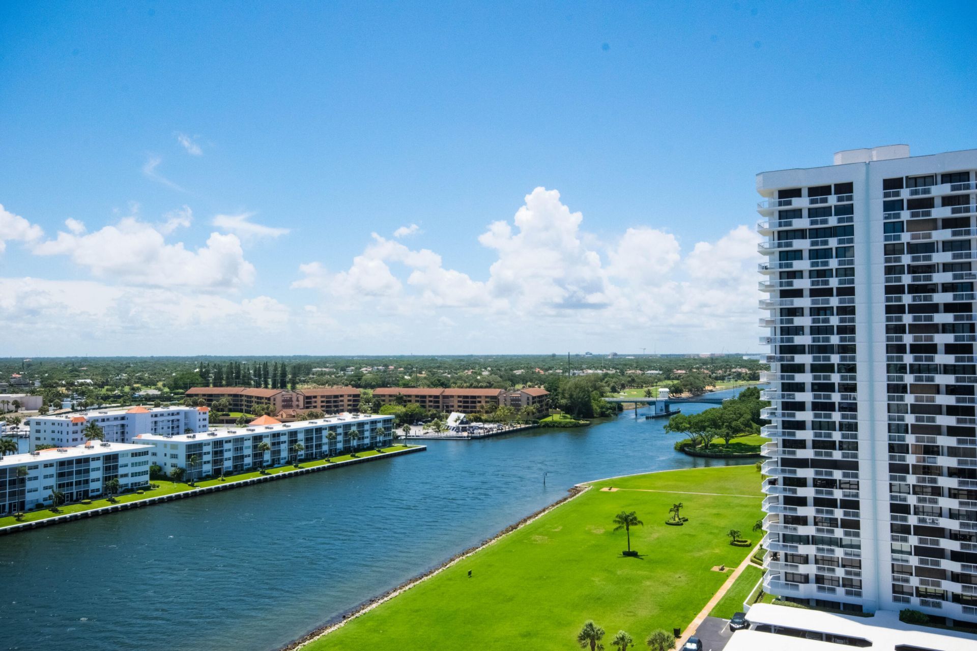 115 Lakeshore Drive, Unit 1549, North Palm Beach, FL 33408 Photo