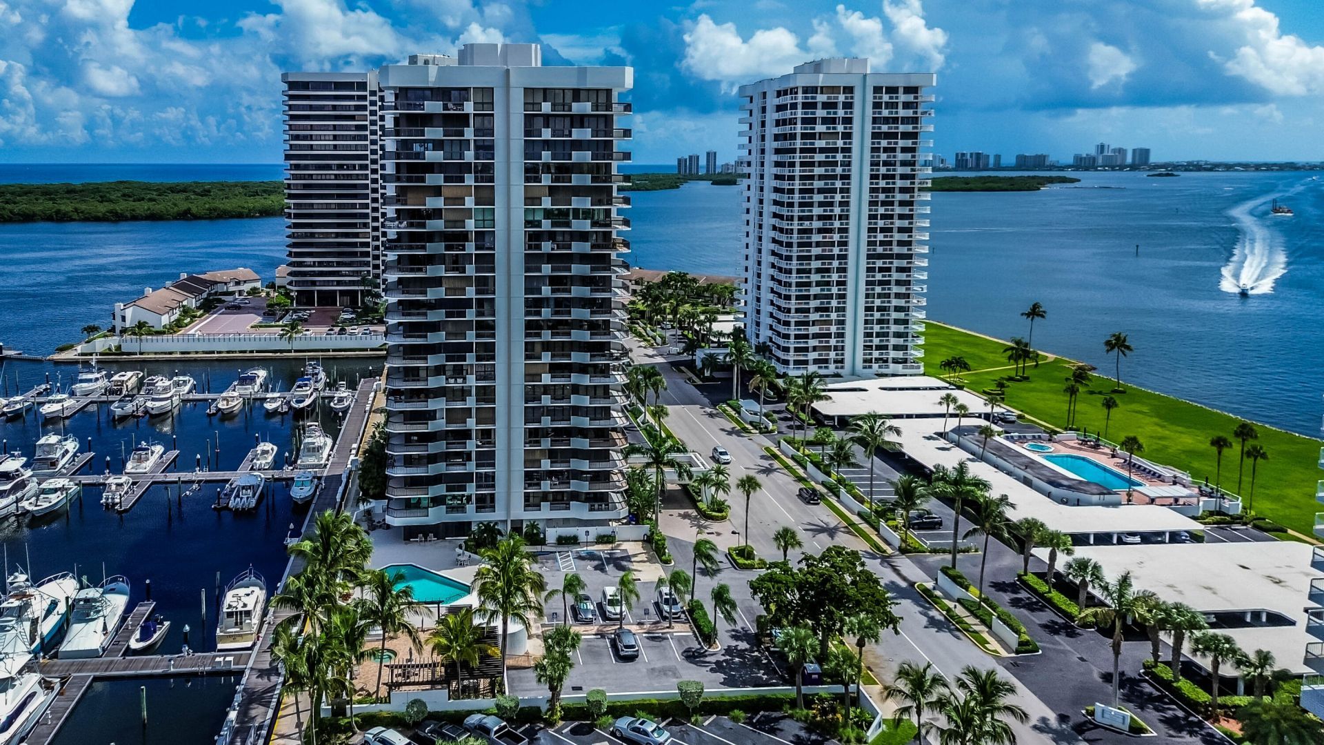 115 Lakeshore Drive, Unit 1549, North Palm Beach, FL 33408 Photo