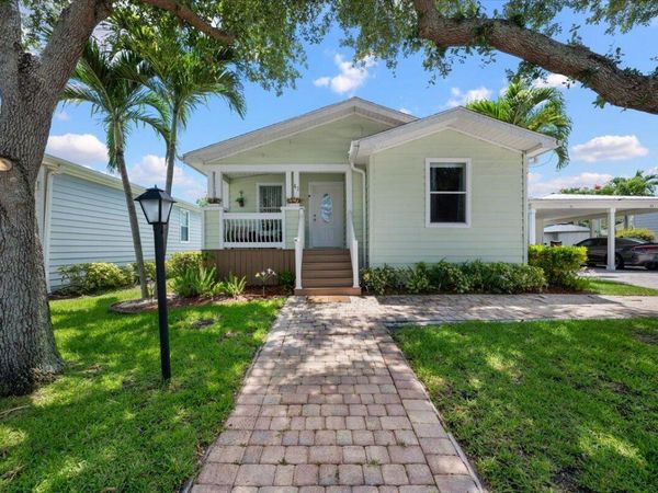2555 Pga Boulevard, Unit 41, Palm Beach Gardens, FL 33410
