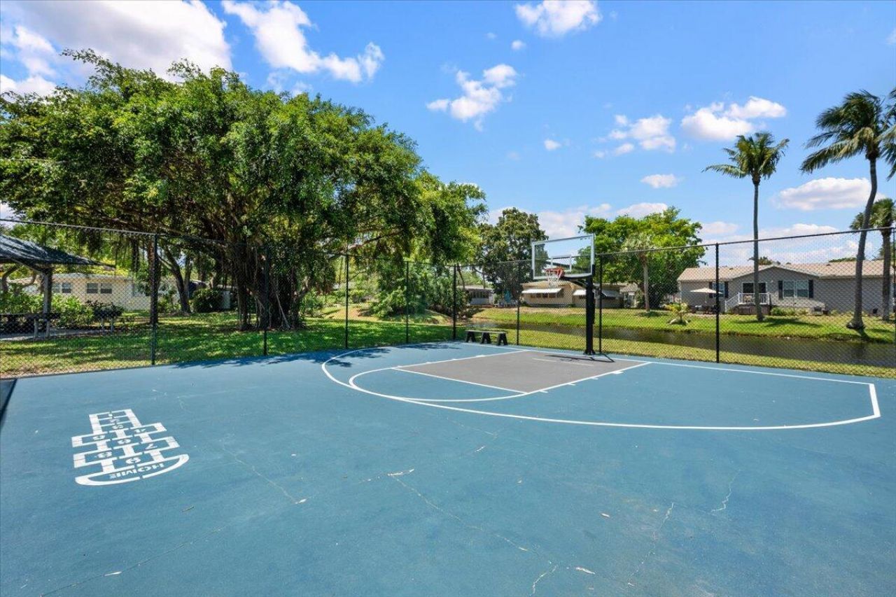 2555 Pga Boulevard, Unit 41, Palm Beach Gardens, FL 33410 Photo