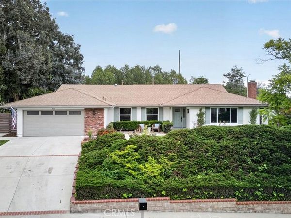 35 Calle Escalon, Camarillo, CA 93010