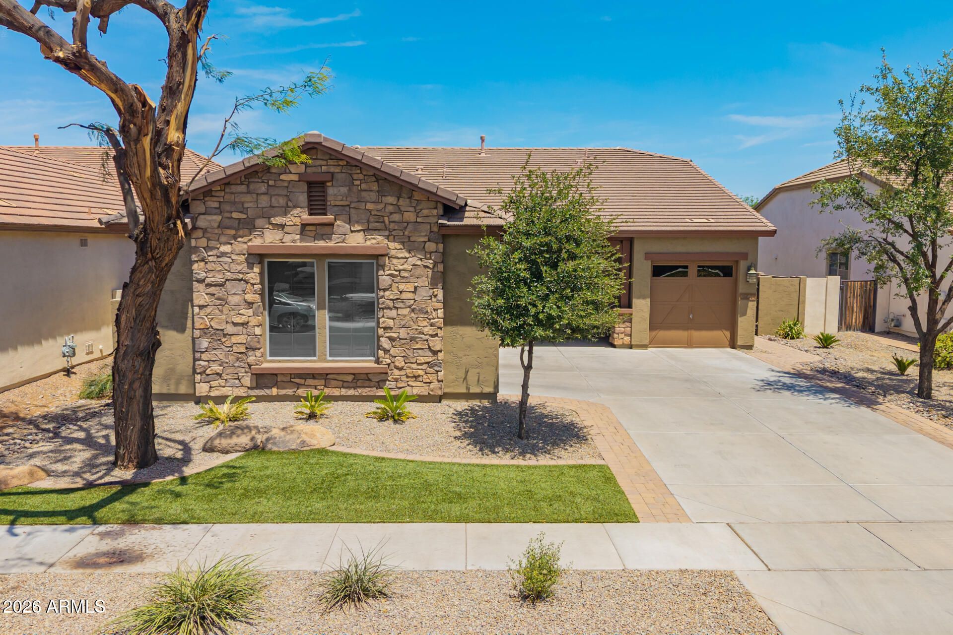 3920 E Horseshoe Place, Chandler, AZ 85249 Main Photo