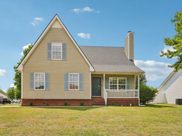 1338 Saint Andrews Dr , Murfreesboro, TN 37128
