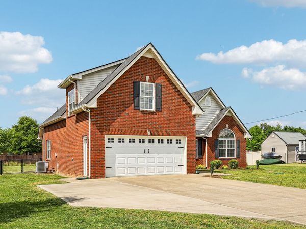 125 Cumulus Ct , Murfreesboro, TN 37127