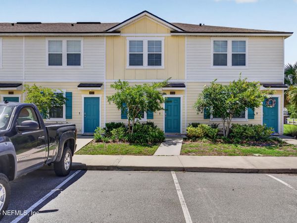 8210 LAROSE Road, Jacksonville, FL 32211