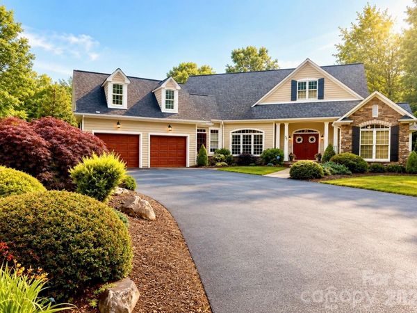 483 Cross Creek Drive, Unit 26, Marion, NC 28752