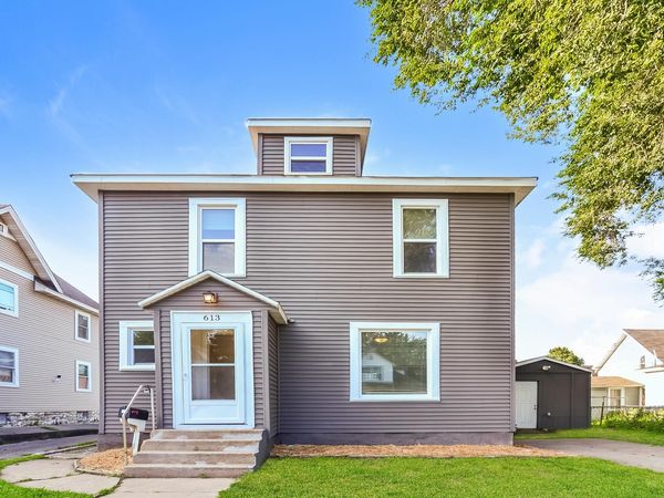 613 17th Avenue NE, Minneapolis, MN 55413