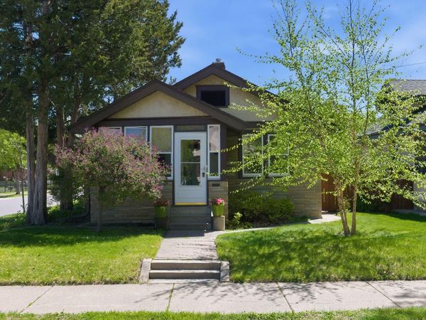 3501 35th Avenue S, Minneapolis, MN 55406