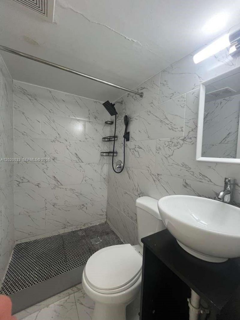 1629 NE 177 St , Unit 2, Miami, FL 33162 Photo