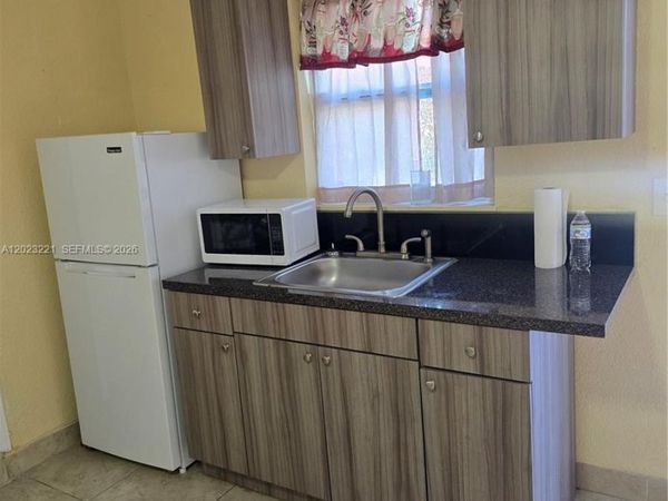 12535 W Randall Park Dr , Miami, FL 33167