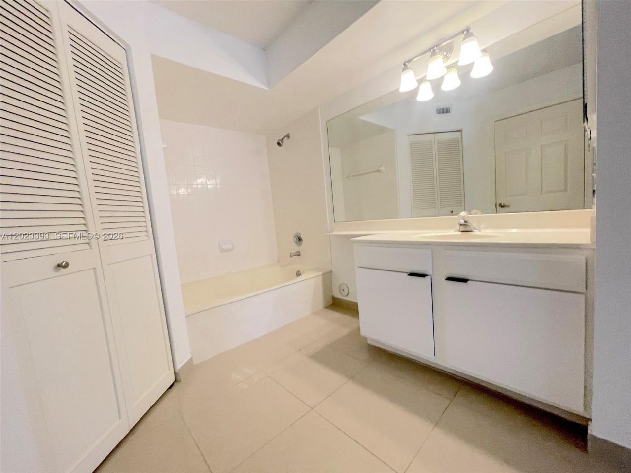 1280 S Alhambra Cir, Unit 2119, Coral Gables, FL 33146 Photo