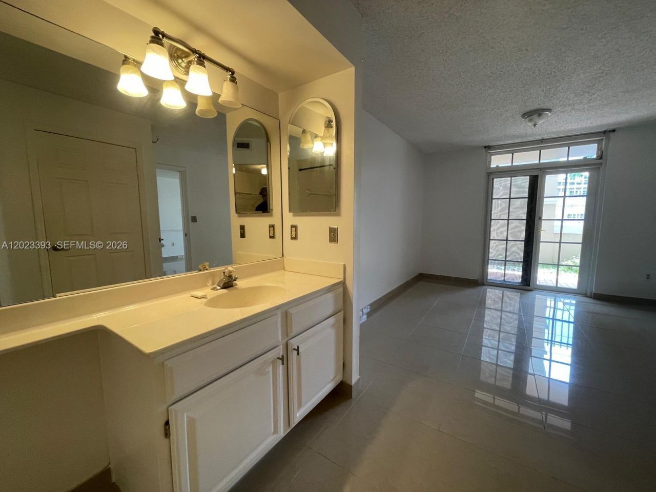 1280 S Alhambra Cir , Unit 2119, Coral Gables, FL 33146 Photo