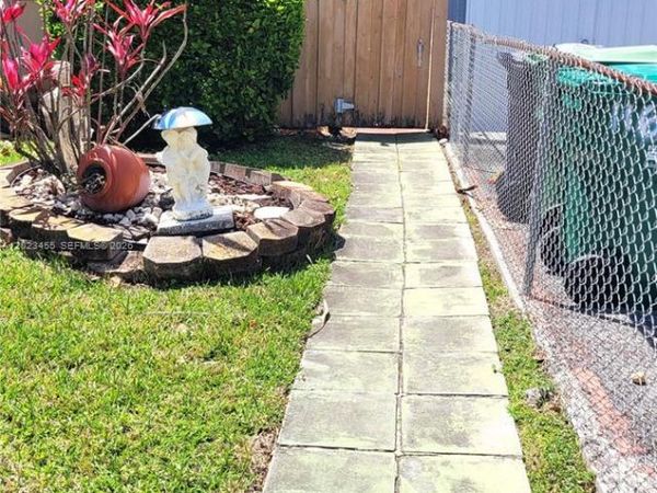 Unit 2, Miami, FL 33157