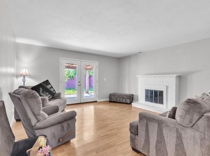 319 Jesse Ave, Roseville, CA 95678 Photo