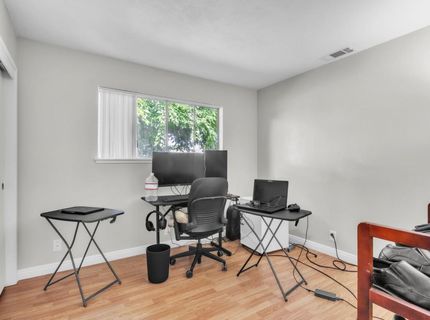 319 Jesse Ave, Roseville, CA 95678 Photo