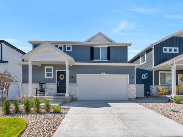 127 E ARCADE DR , Saratoga Springs, UT 84045