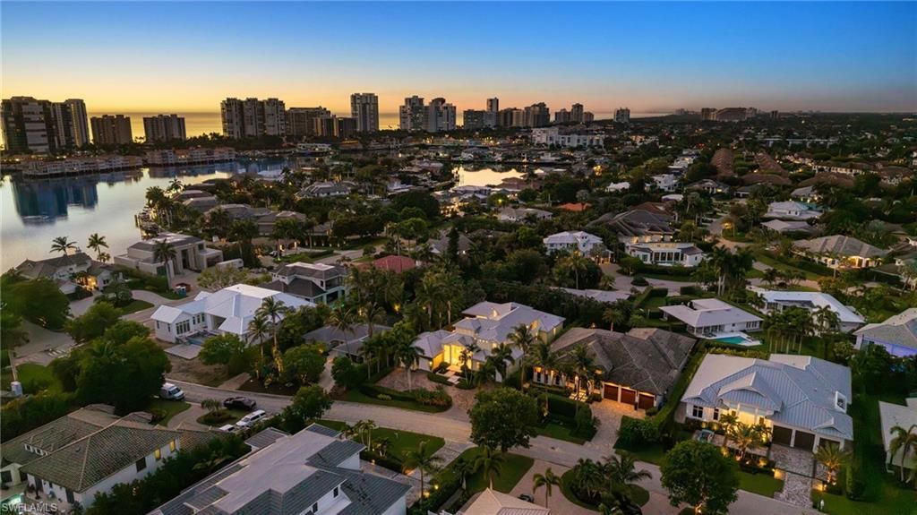 615 Binnacle Dr , Naples, FL 34103 Photo