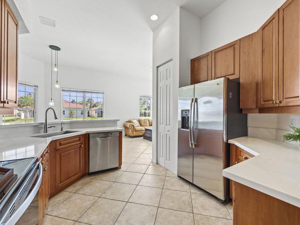 6721 Arno Way, Boynton Beach, FL 33472