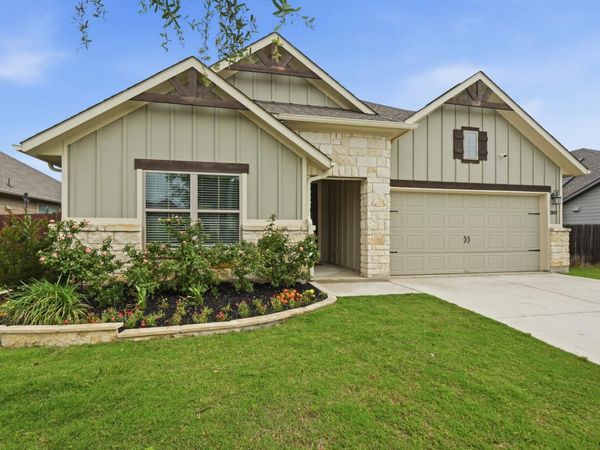 120 Scotsburg ST, Hutto, TX 78634
