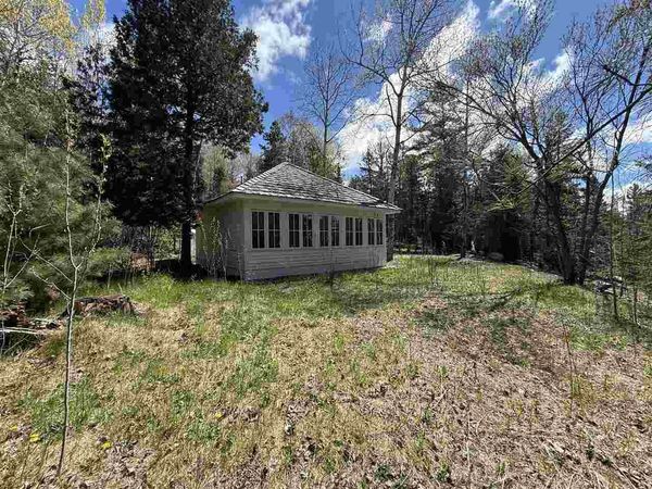 09294 Woods Road, Charlevoix, MI 49720