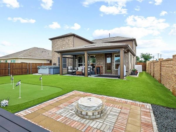 2601 Wesley Avenue, Aubrey, TX 76227