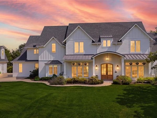4207 Kelly Elliott Road, Arlington, TX 76016