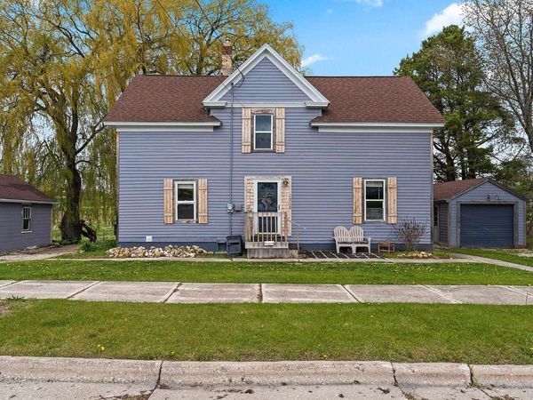 1215 NAVARINO STREET, Algoma, WI 54201