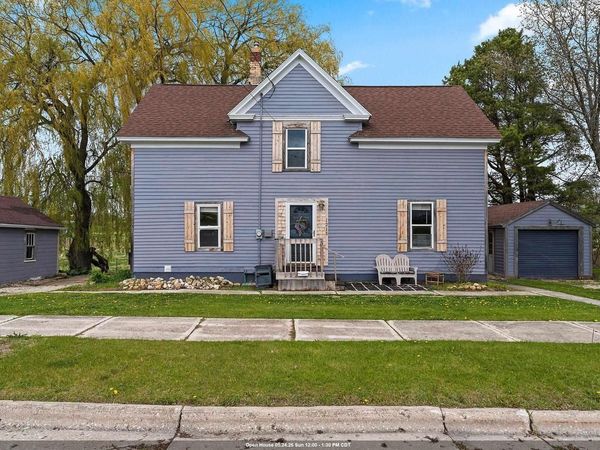 1215 NAVARINO STREET, Algoma, WI 54201