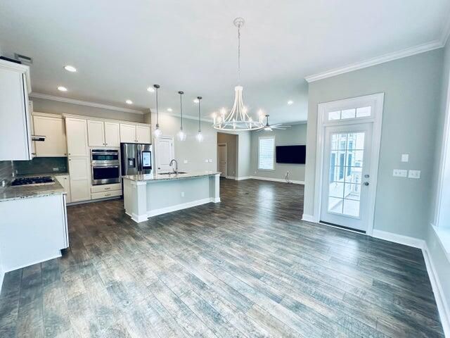 1581 Bourne Crossing Photo 18