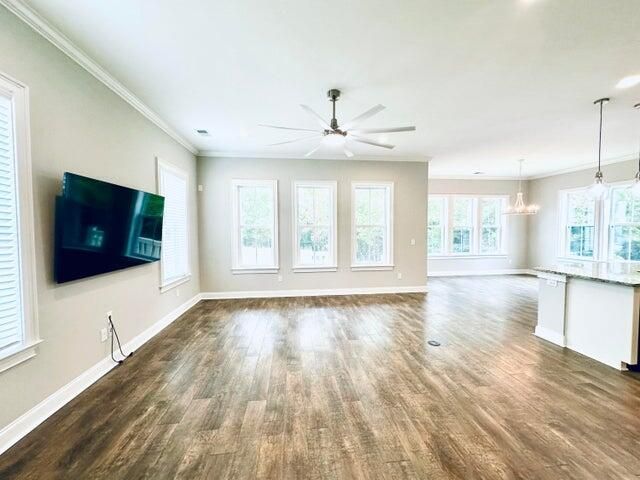 1581 Bourne Crossing Photo 24