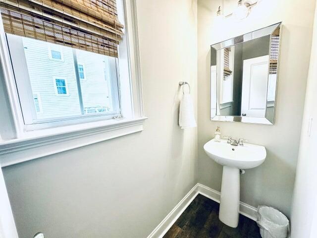 1581 Bourne Crossing Photo 34