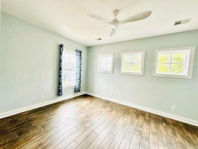 1581 Bourne Crossing Photo 39