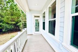 1581 Bourne Crossing photo 4