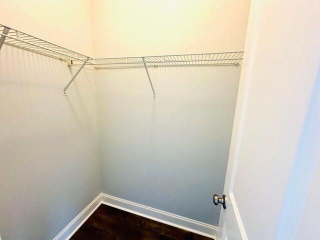 1581 Bourne Crossing Photo 40