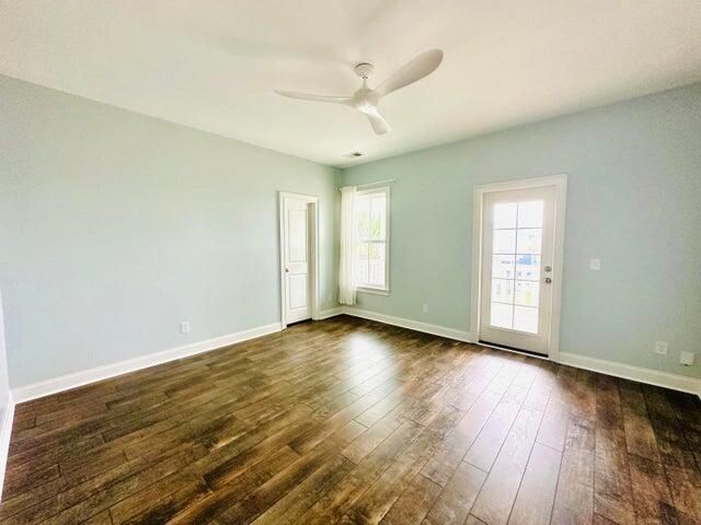 1581 Bourne Crossing Photo 43