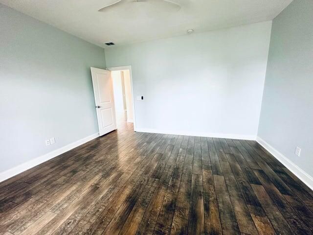 1581 Bourne Crossing Photo 44