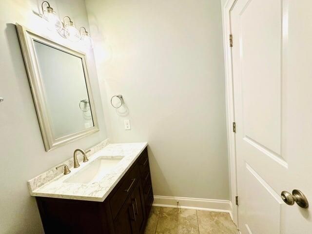 1581 Bourne Crossing Photo 46