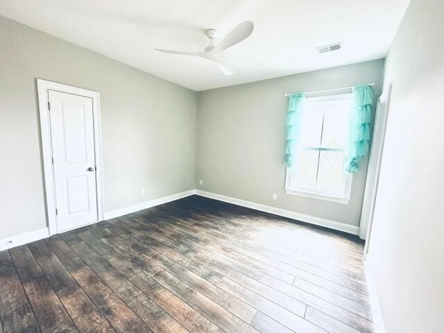 1581 Bourne Crossing Photo 49
