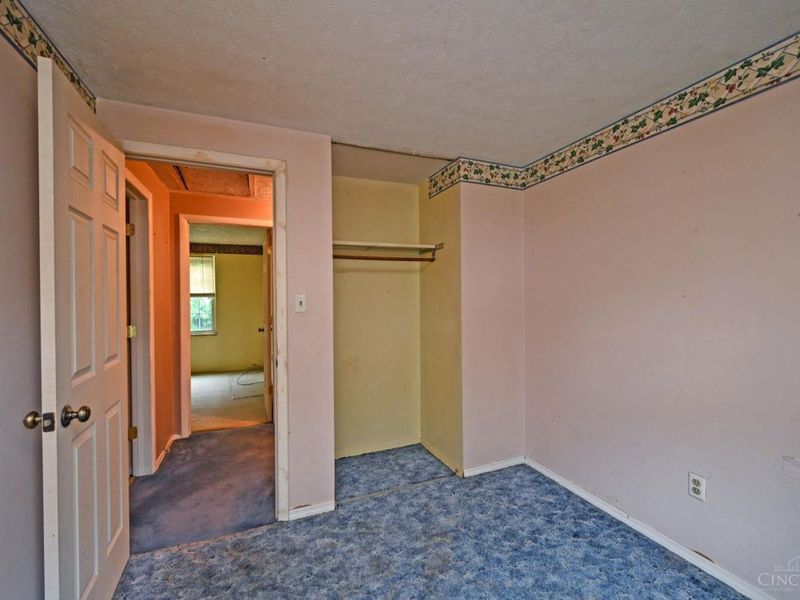 1047 Beacon Street, Cincinnati, OH 45230 Photo 18