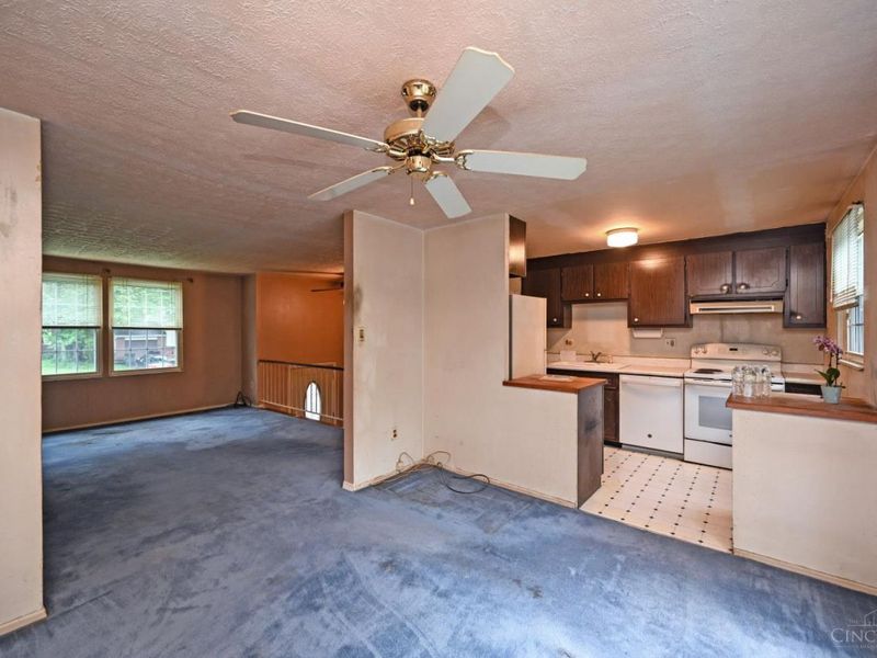 1047 Beacon Street, Cincinnati, OH 45230 Photo 8